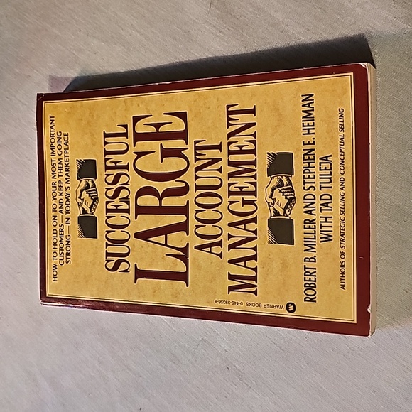 Successful large account management book - Picture 1 of 4